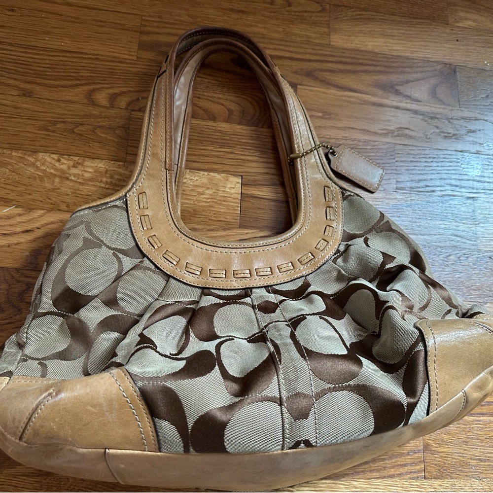Coach Stylish Brown Patterned Women's Bag